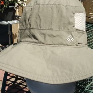 Columbia buck hat